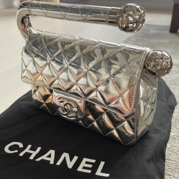Chanel Around the World Bag / Clutch - Picture 9 of 10